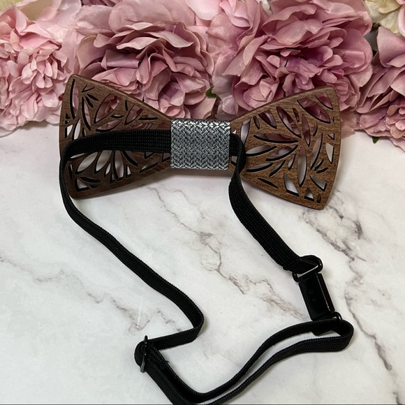 Handmade Wood Butterfly Bow Tie Cufflinks Blue Pocket Square & Boutonnière Set - Picture 9 of 16